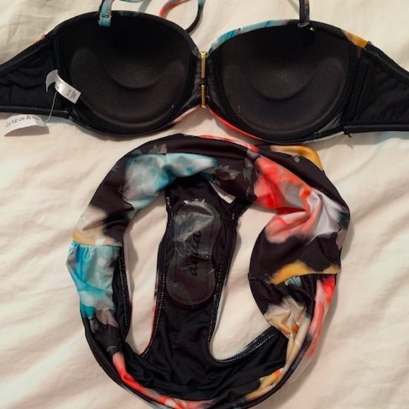 La Vie en Rose Aqua 4 piece Black Floral Set NEW - Picture 8 of 9